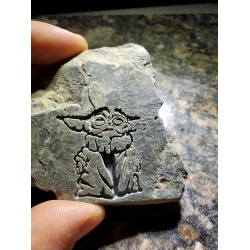 baby-yoda-rock