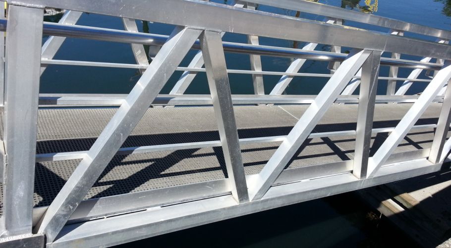 Custom boat ramp